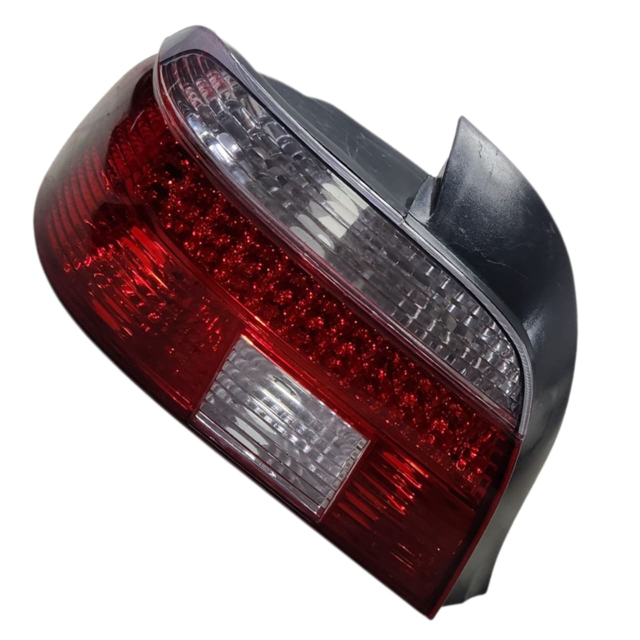 LANTERNA TRASEIRA ESQUERDA BMW SERIE 5 E39 1995 2000