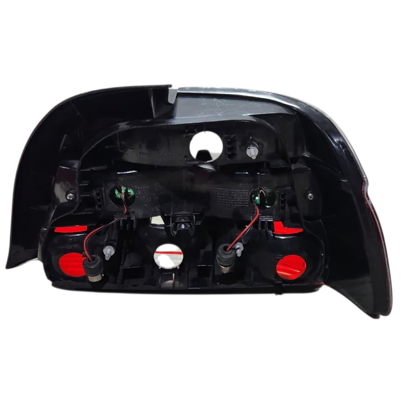 LANTERNA TRASEIRA ESQUERDA BMW SERIE 5 E39 1995 2000