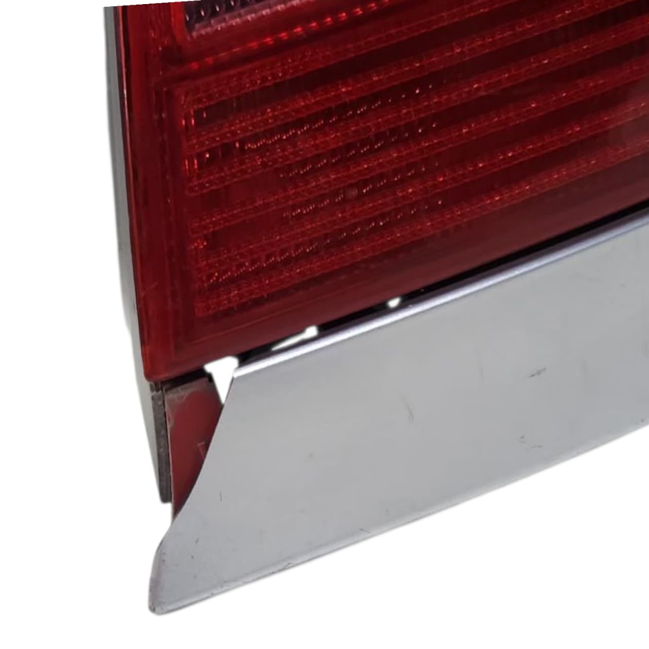 LANTERNA DIREITA AUDI A4 B5 1999 2001 