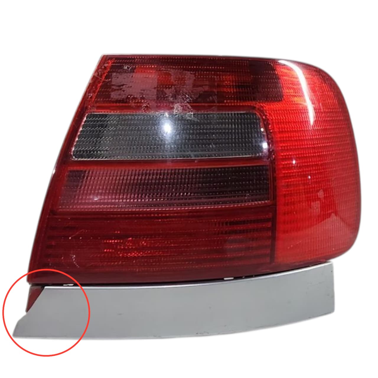 LANTERNA DIREITA AUDI A4 B5 1999 2001 