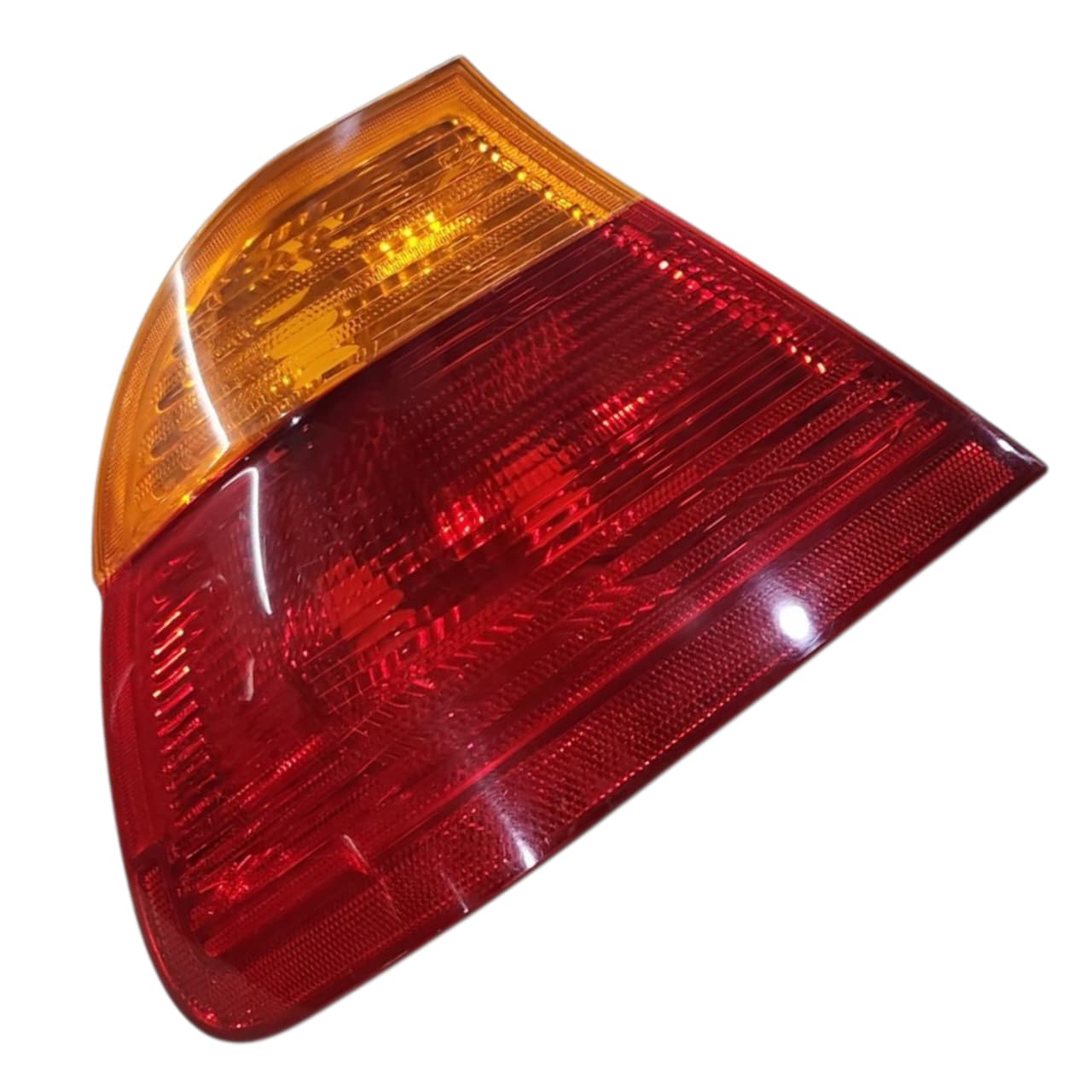 LANTERNA DIREITA BMW SERIE 3 E46 1998 2005