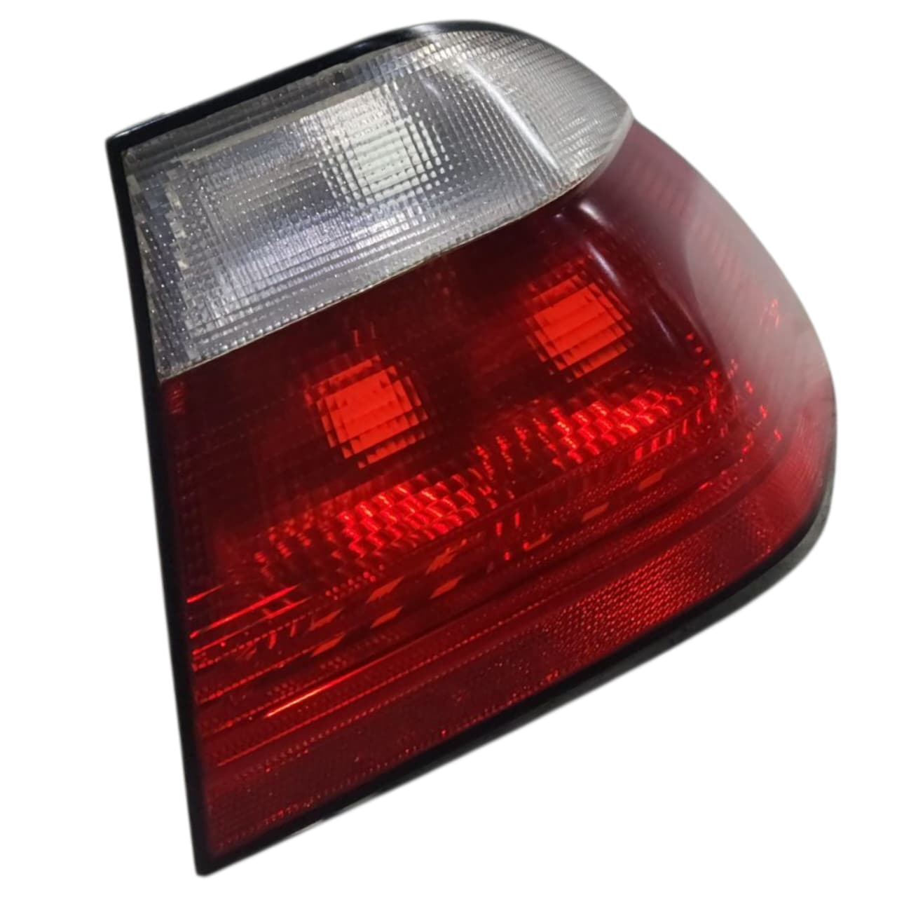 LANTERNA DIREITA BMW SERIE 3 E46 1998 2005