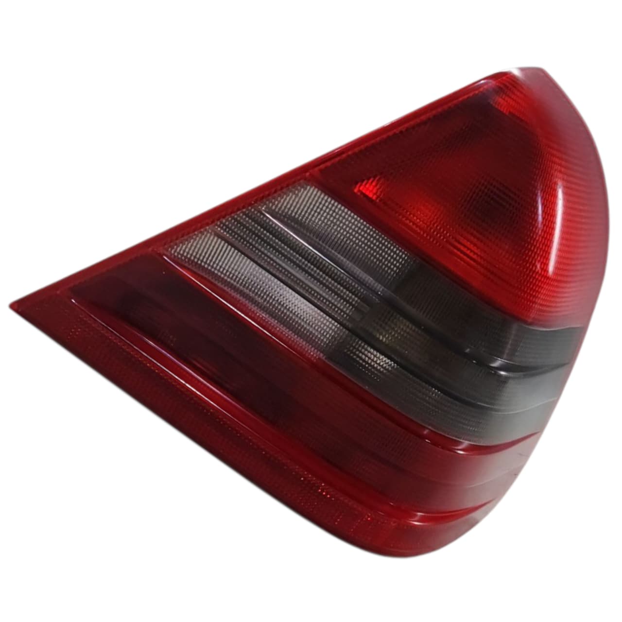 LANTERNA DIREITA MERCEDES CLASSE C W202 C180 C200 1993 2000