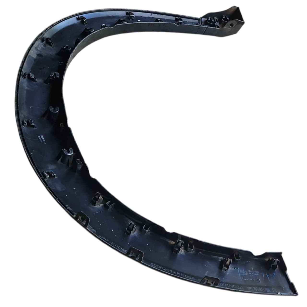 MOLDURA PARALAMA DIANT DIR HAVAL H6 2023 2026
