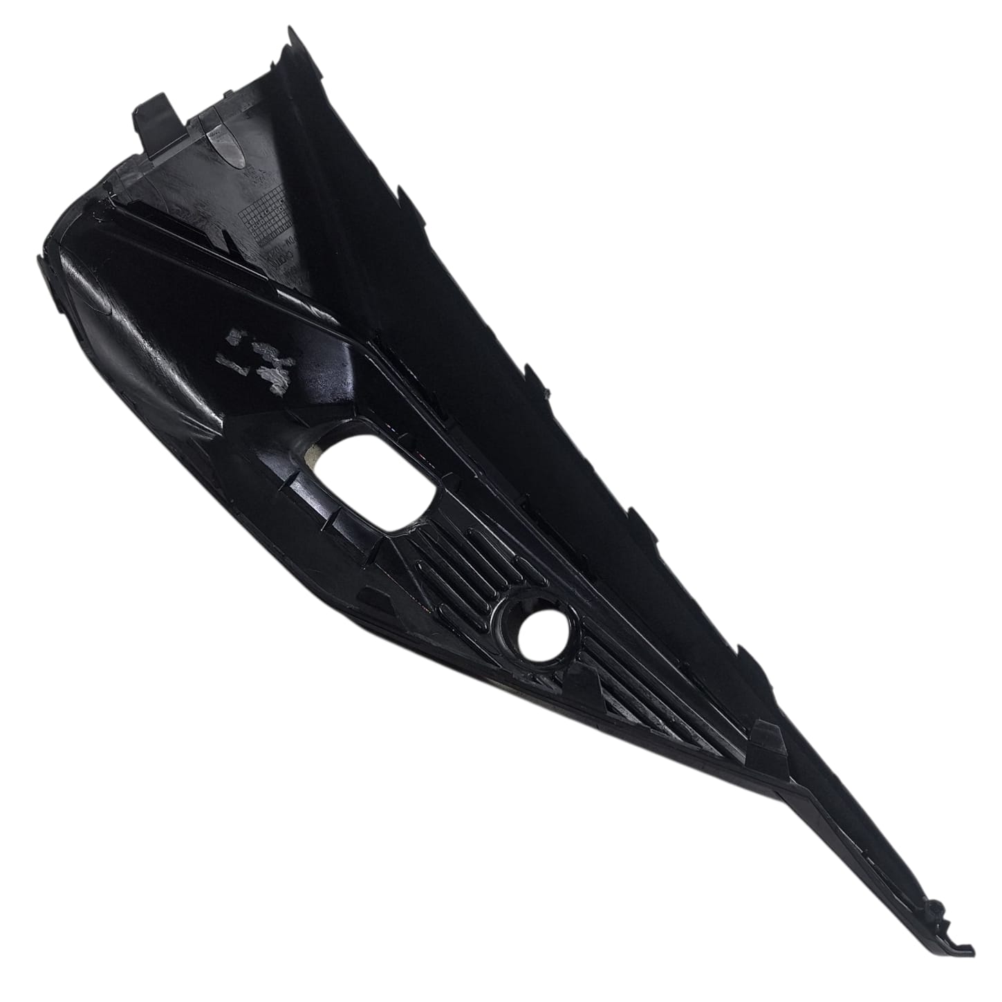 MOLDURA FAROL MILHA ESQUERDO GWM HAVAL H6 2023 2025
