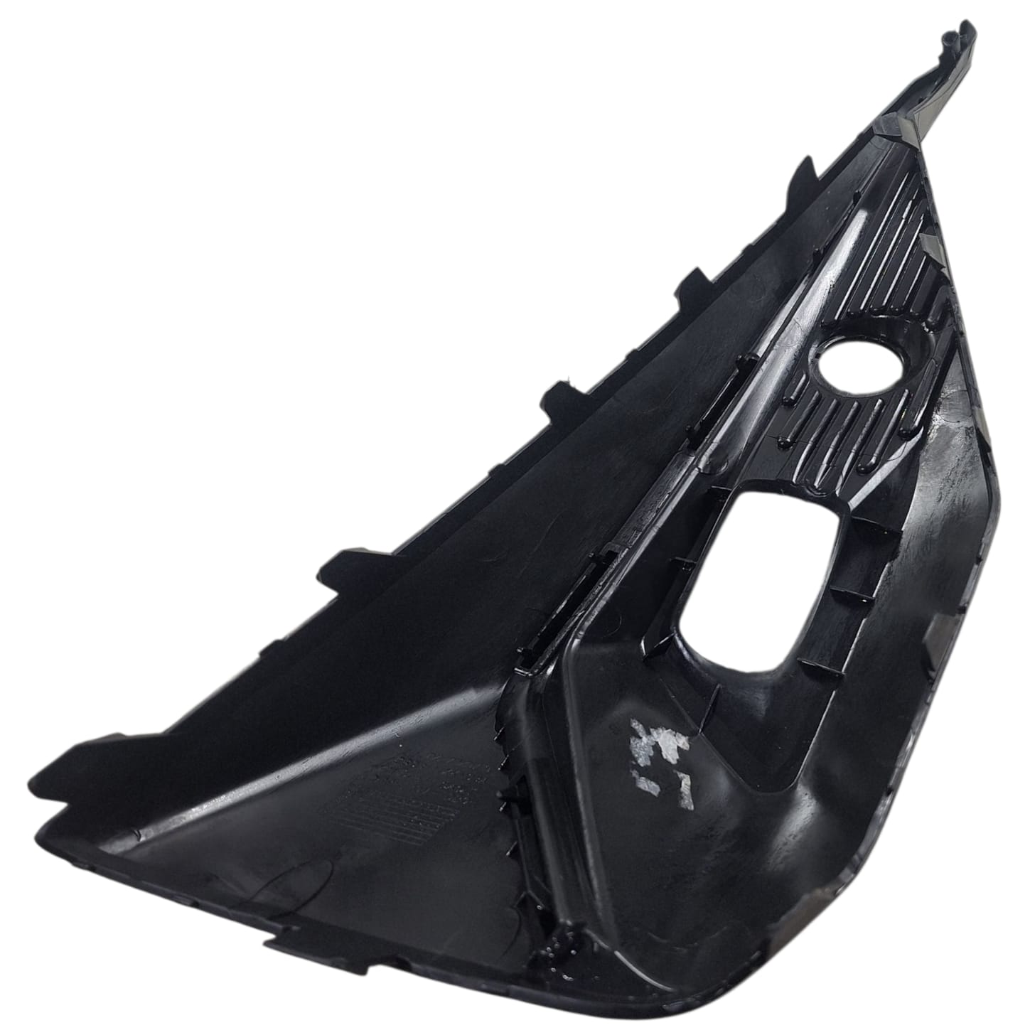 MOLDURA FAROL MILHA ESQUERDO GWM HAVAL H6 2023 2025