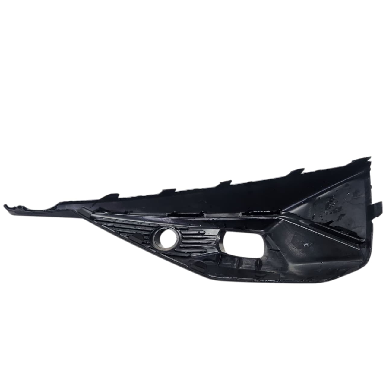 MOLDURA FAROL MILHA DIREITO GWM HAVAL H6 2023 2025