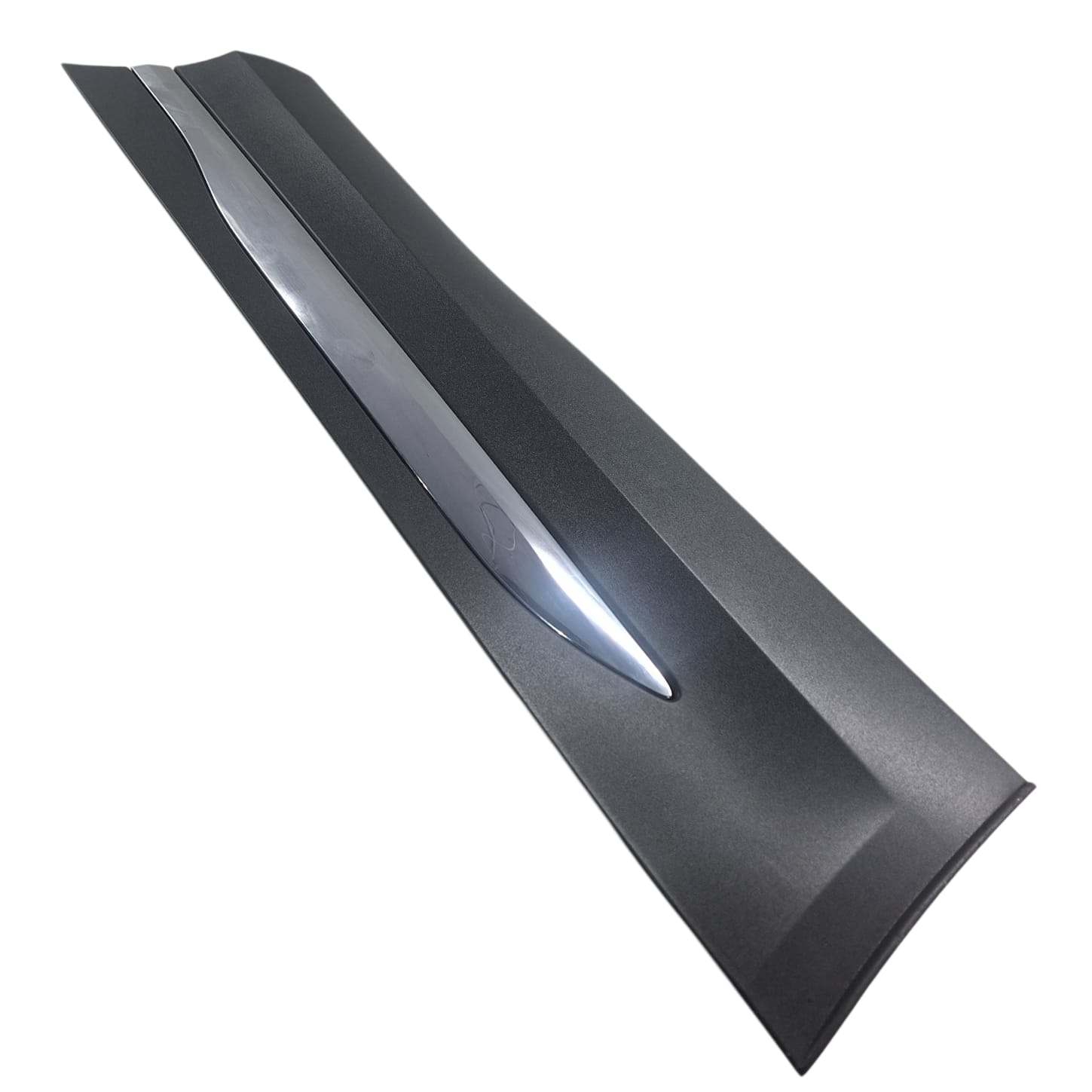 MOLDURA PORTA TRAS DIR MERCEDES GLA 200 250 2019 2026