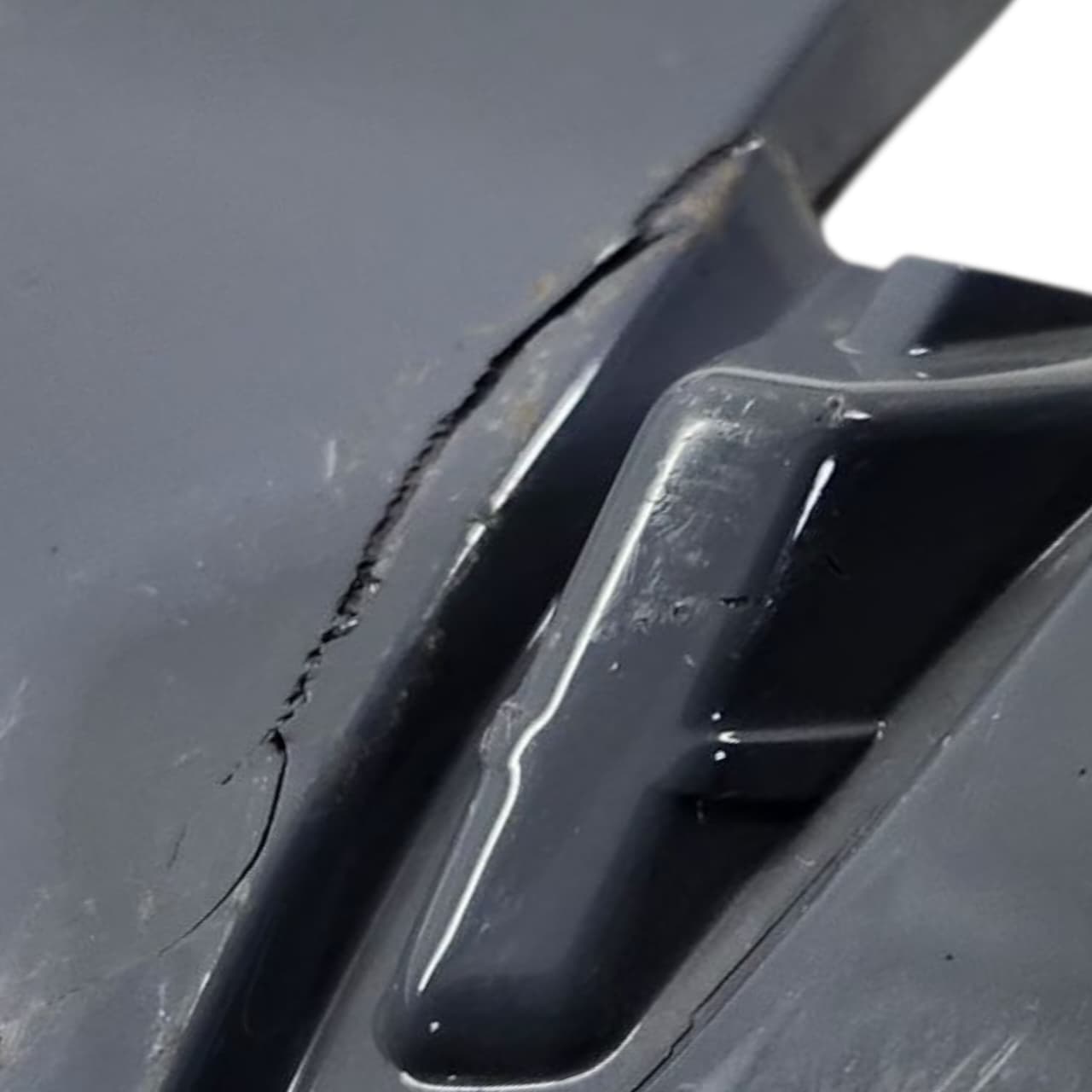 MOLDURA GRADE PARACHOQUE DIAN DIR PORSCHE CAYENNE 2024 2026