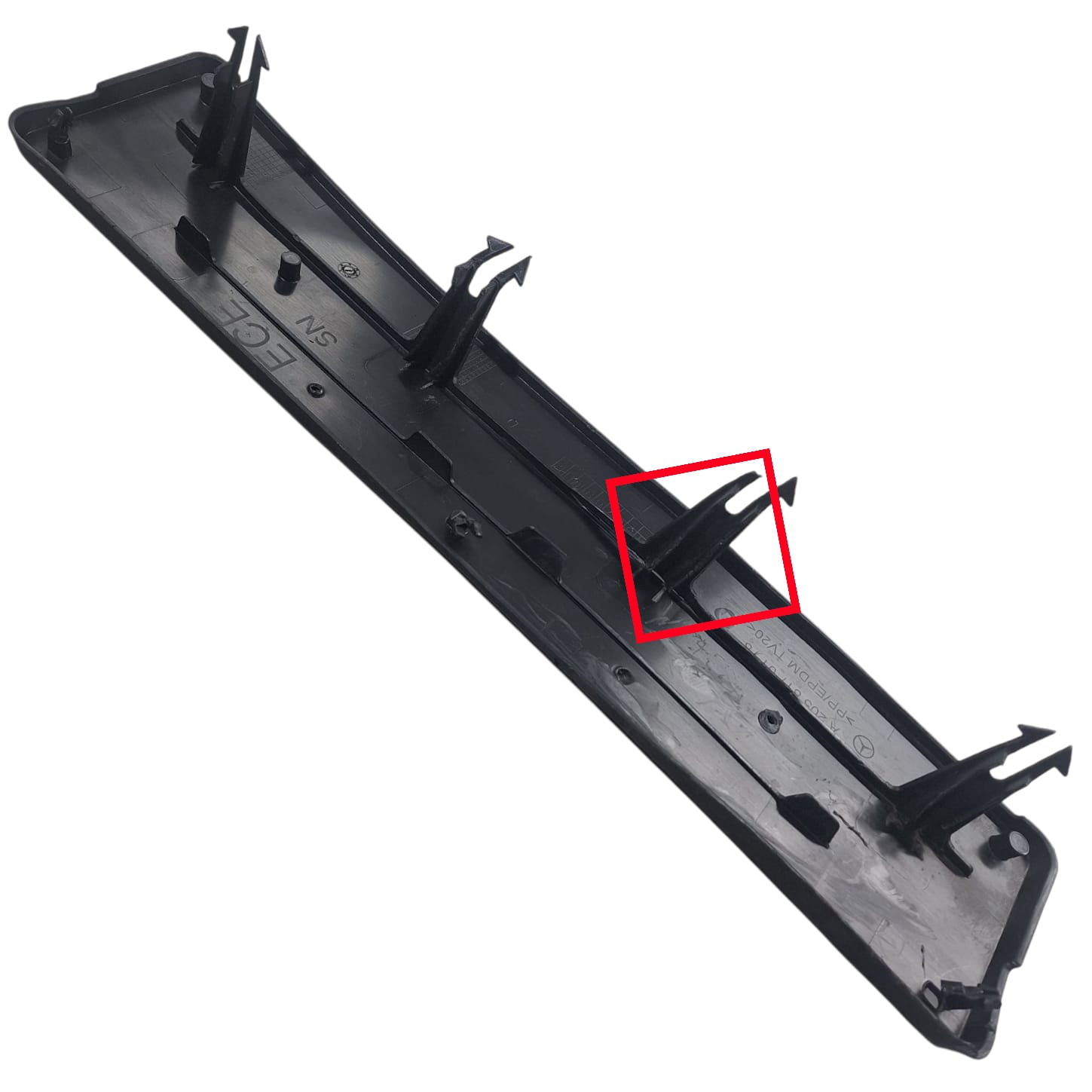 SUPORTE PLACA DIANTEIRA MERCEDES CLASSE C W205 2014 2023