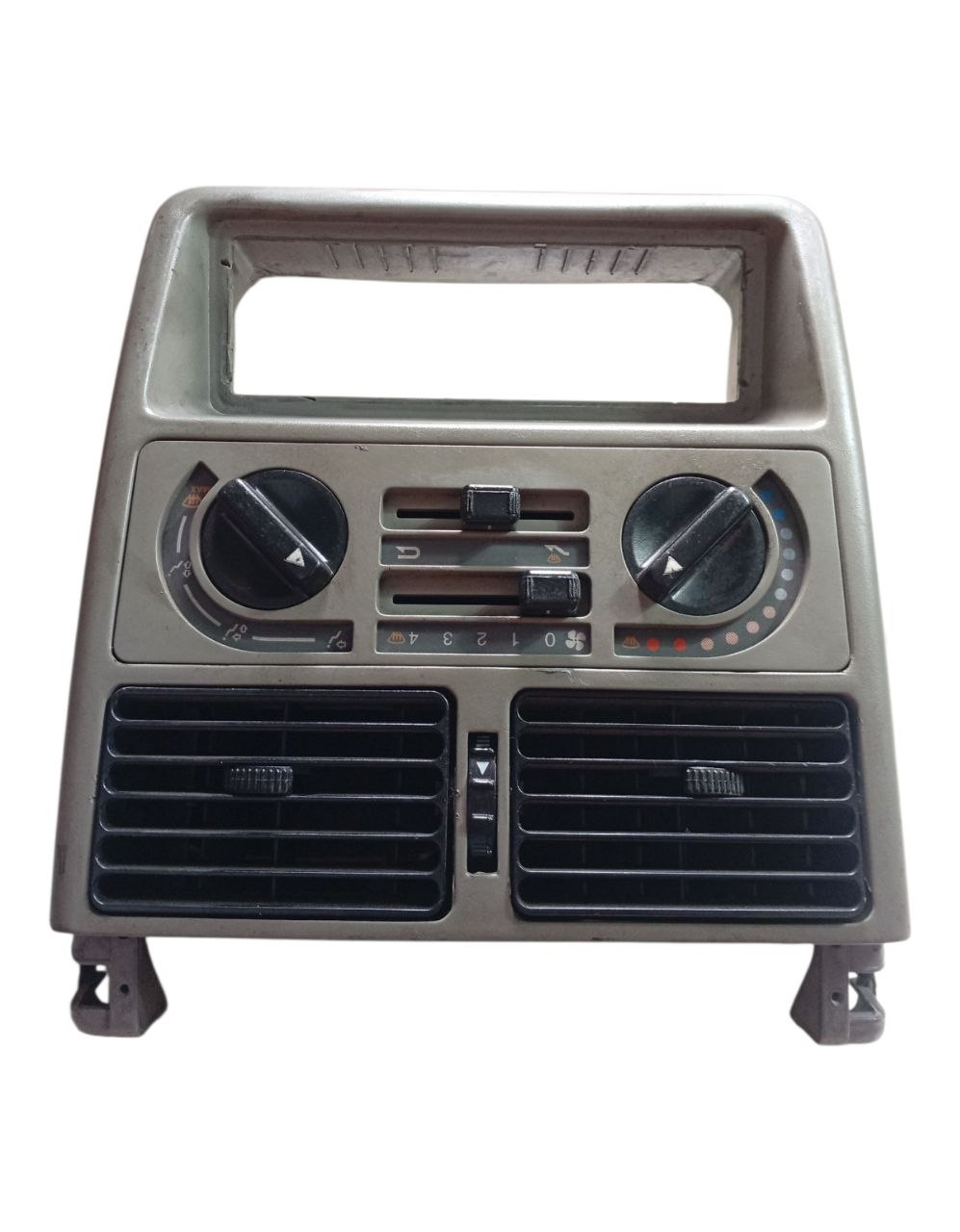 Moldura Central Difusor Ar Fiat Uno 1.0 8v 1997  2010