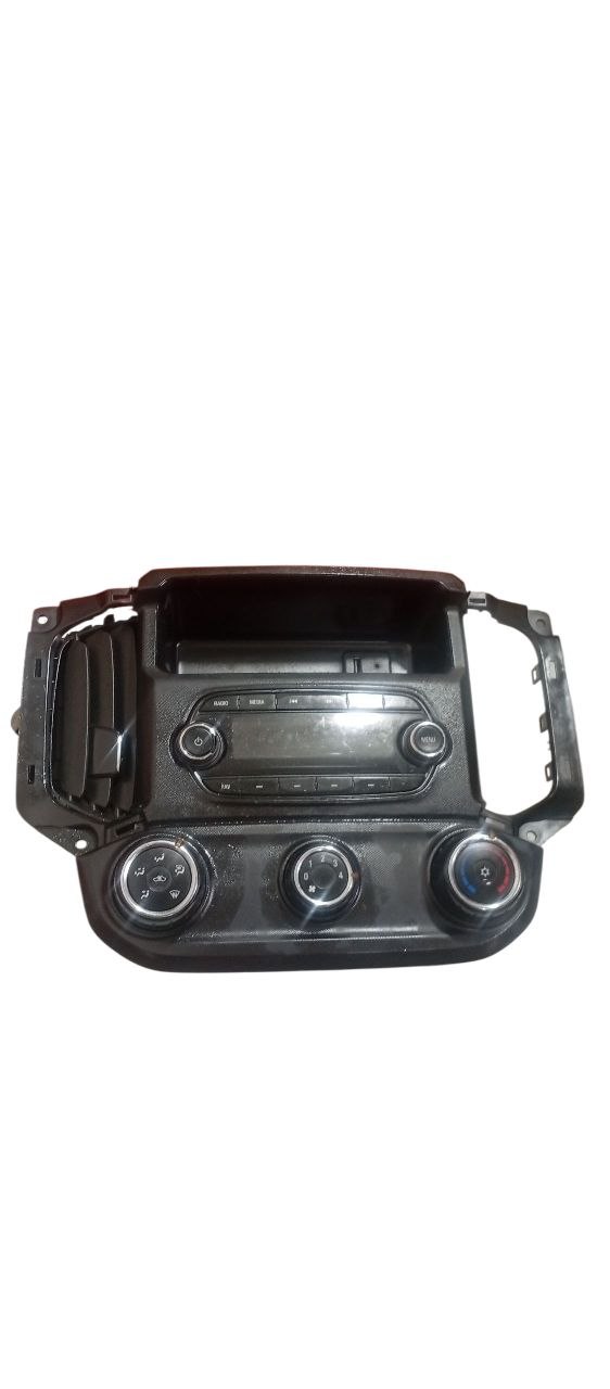 Moldura Radio Usb Gm S10  2017 2019 2021 2022