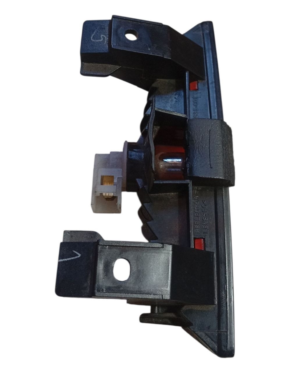 Luz Freio Break traseiro KWID 1.0 2017 2025 