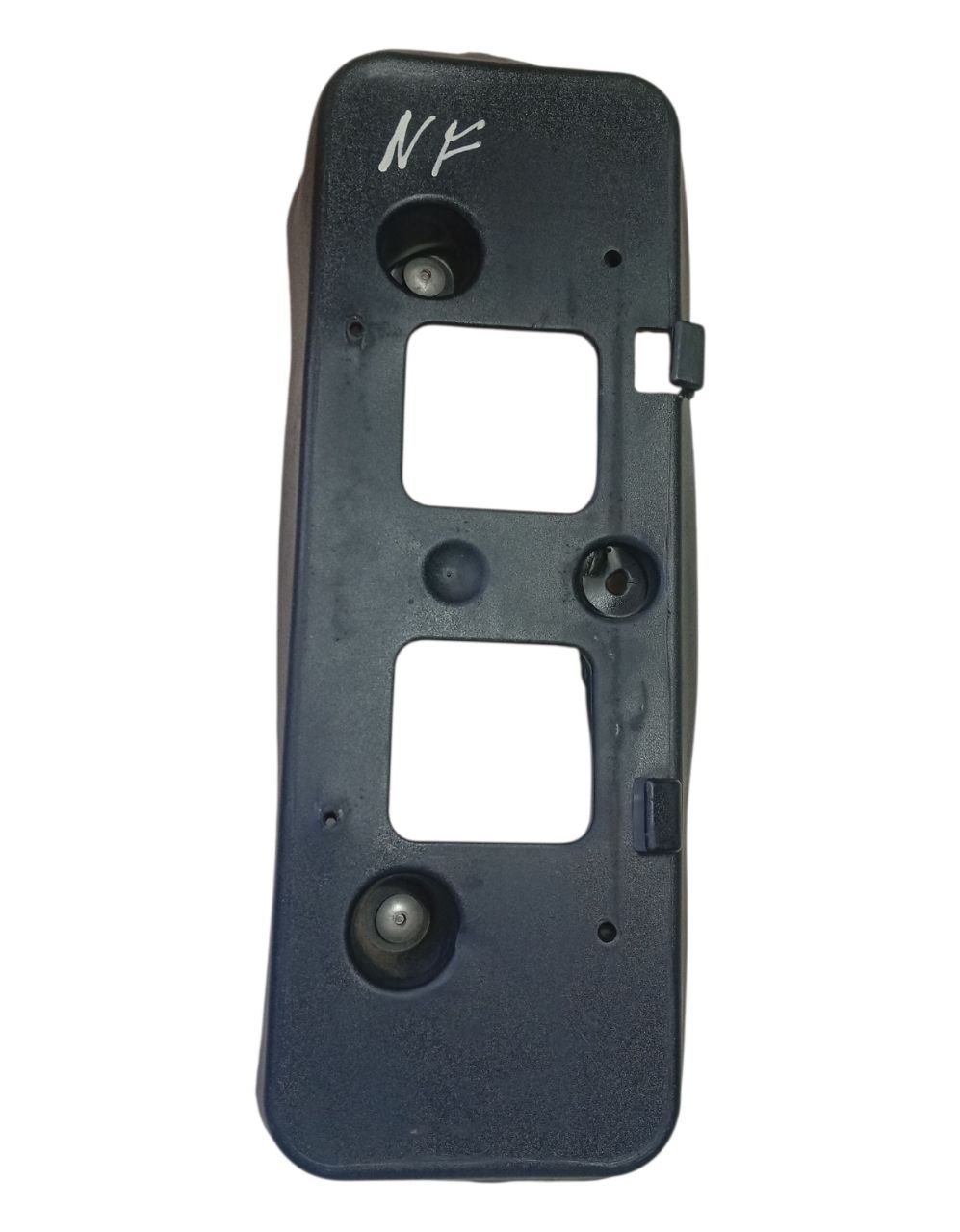 Suporte Placa Classic esquerdo Q3 2018 2022 