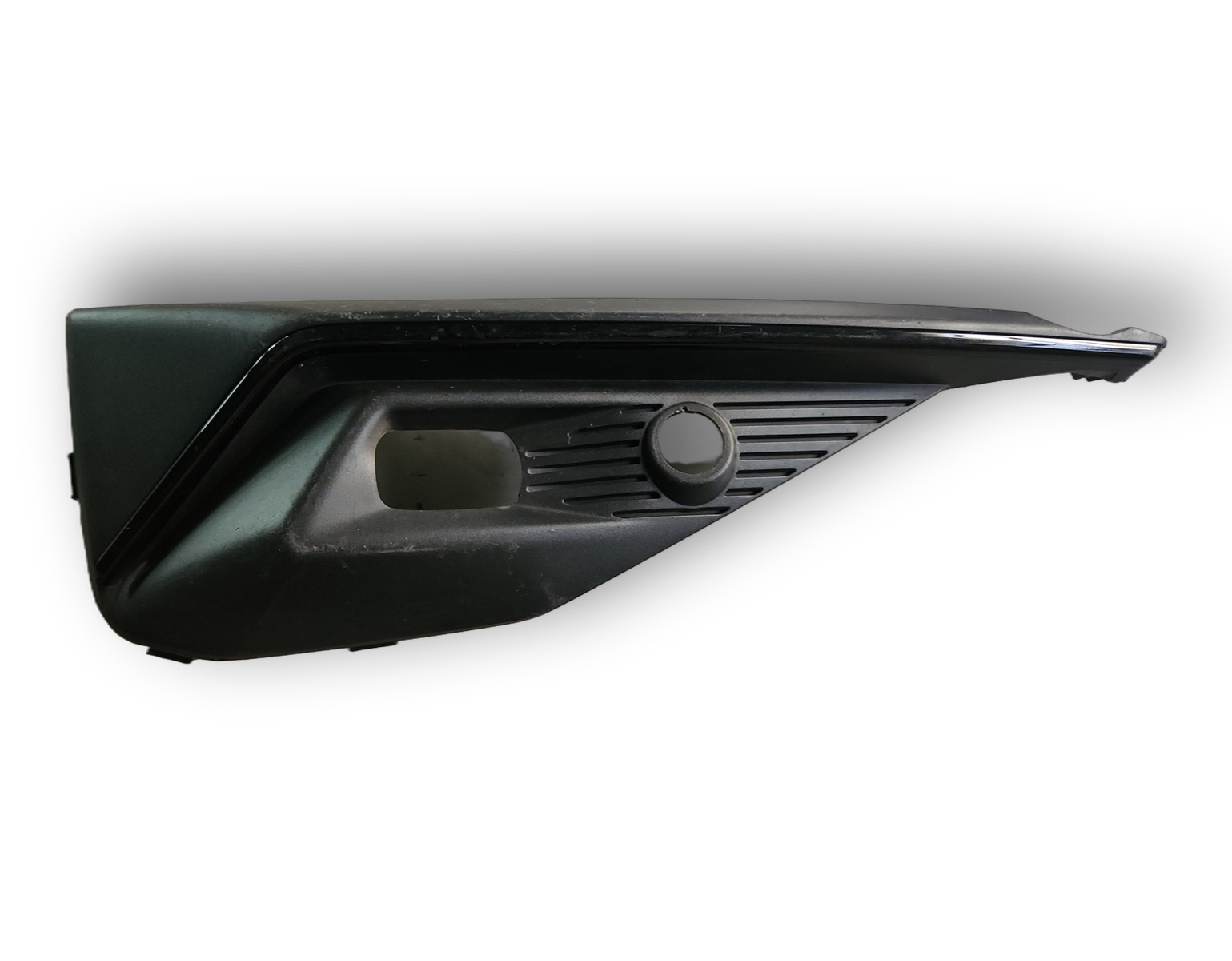 Moldura Farol Milha Direito Gwm Haval H6 2023 2025