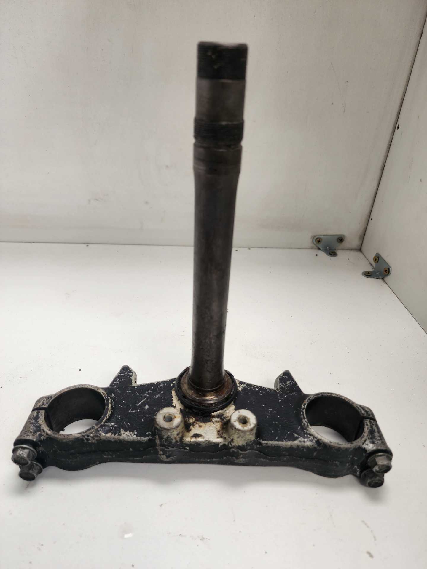 Mesa inferior honda nx 400 falcon 2001-2015 preta