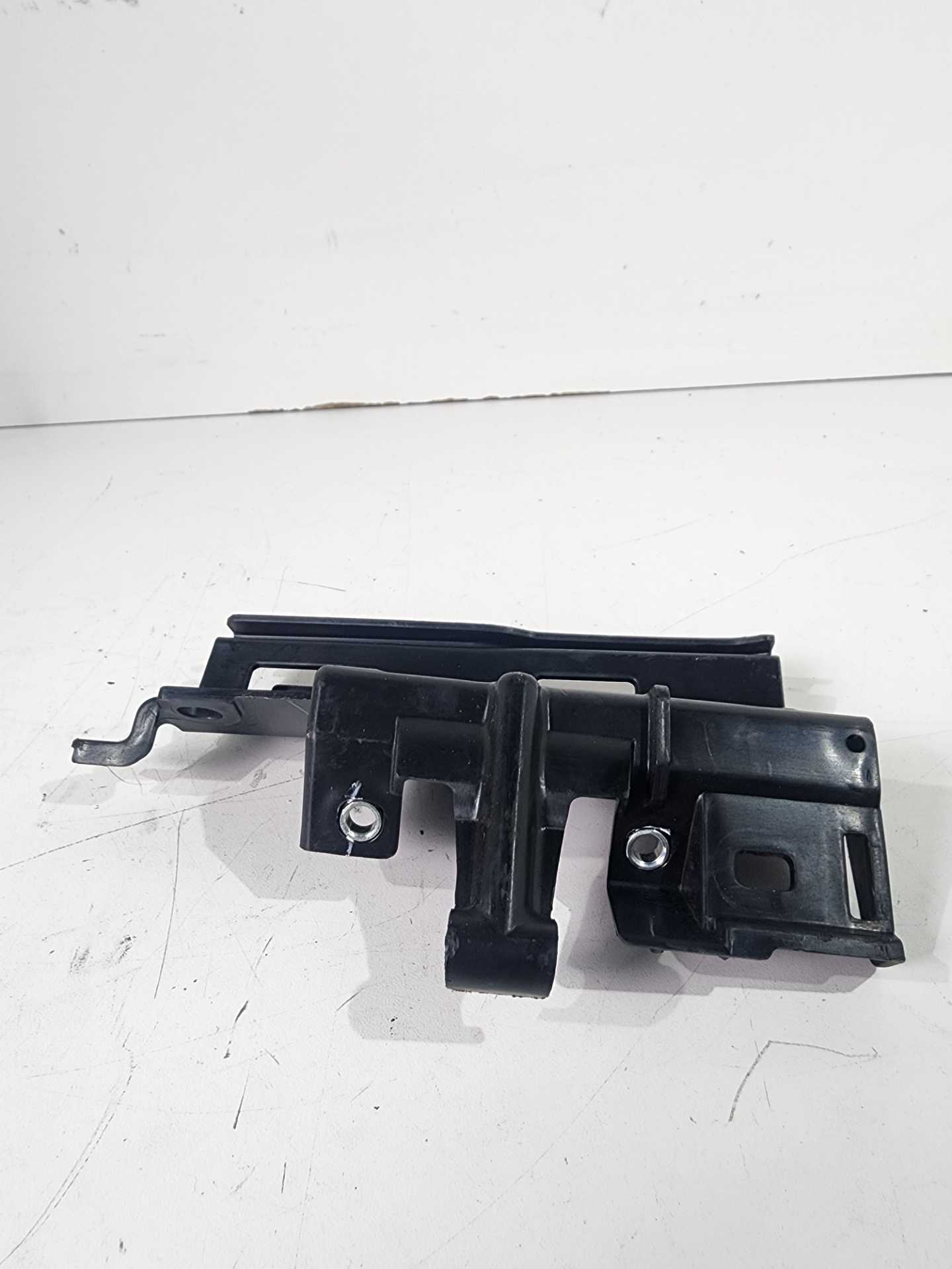 Suporte acabamento bobina honda cg 160 2025