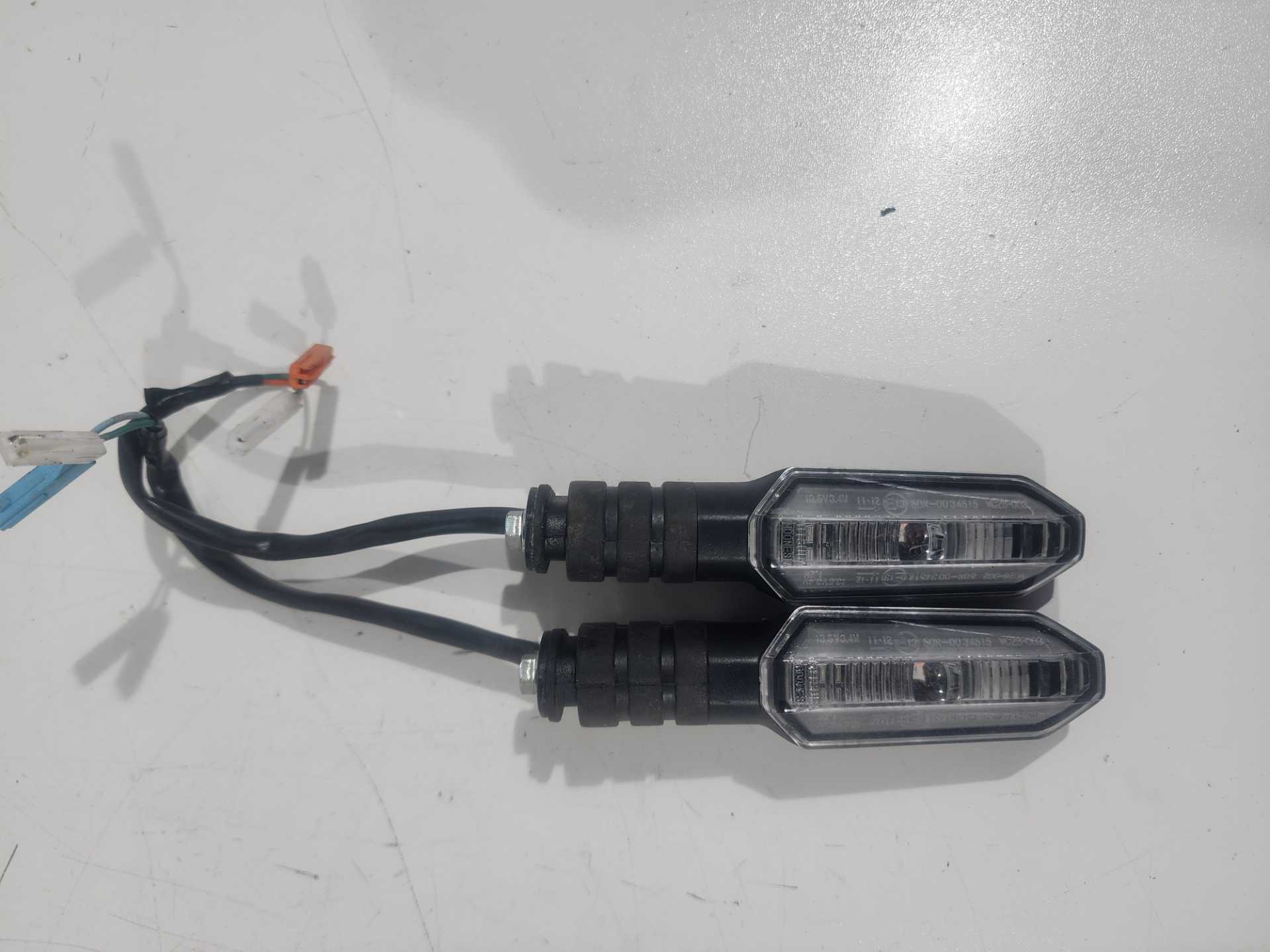 Par de pisca dianteiro cb Twister 300f 2024 2026