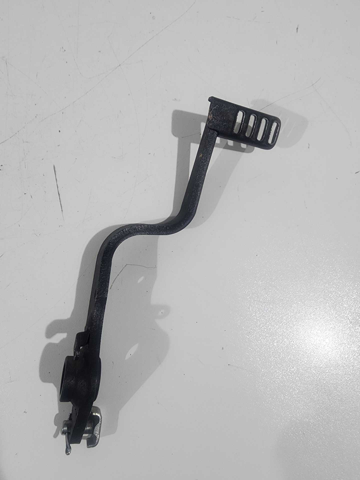 Pedal de freio Honda cb twister 300 ano 2025