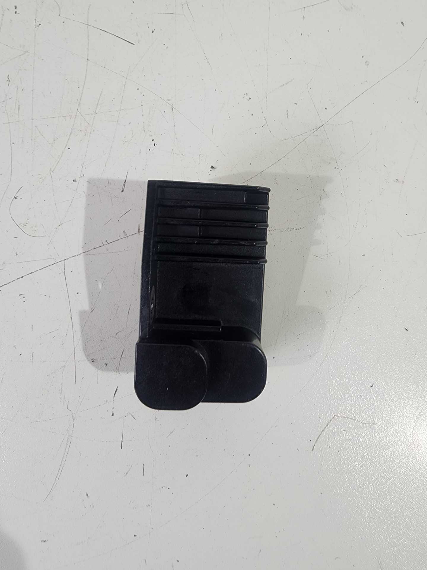 Reticador de farol Honda cb twister 300 ano 2025