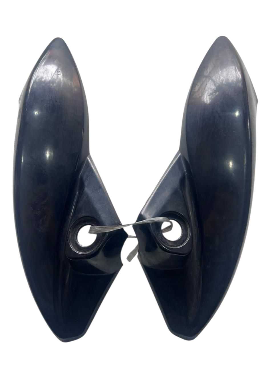 Carenagem aba farol par similar Cb 300 2009 2015 com avaria