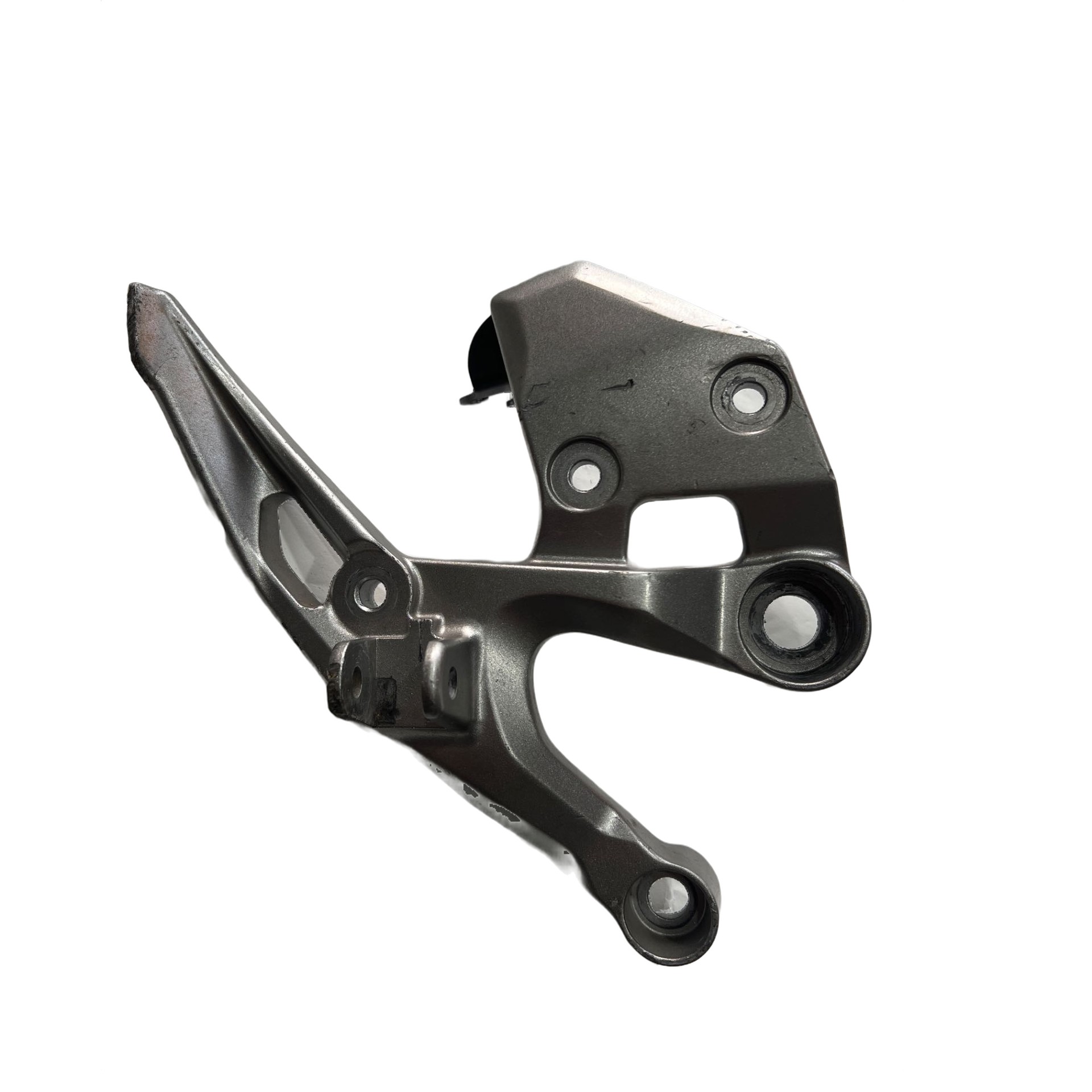 Suporte pedaleira dianteira original lado direito mt 09 2020