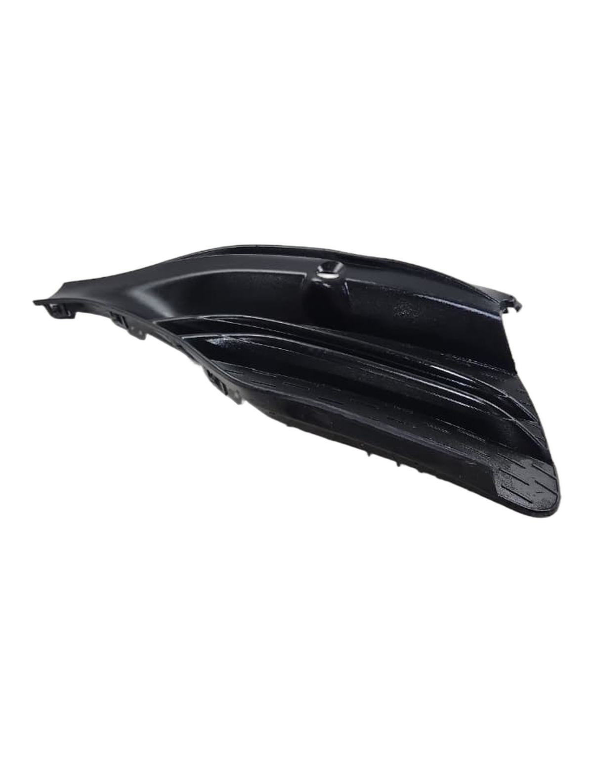 GRADE FAROL MILHA ESQUERDA MERCEDES CLASSE C W206 2022 2026 
