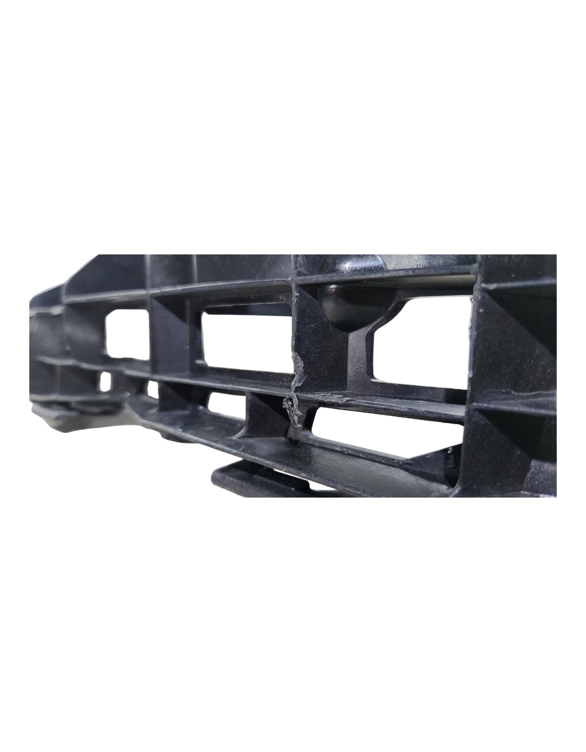 SUPORTE FAROL DIREITO GWM HAVAL H6 2023 2025