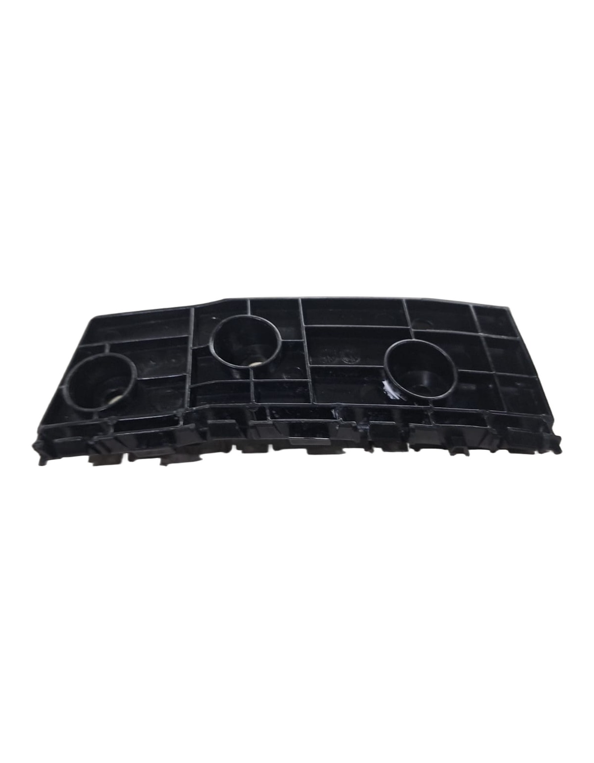 GUIA ESQUERDA SUPORTE PARACHOQUE DINT GWM HAVAL H6 2023 2025