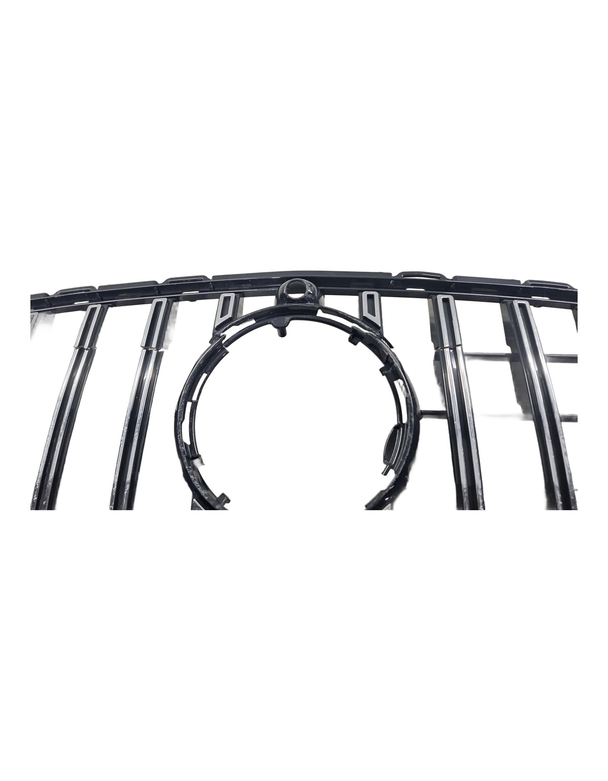 GRADE FRONTAL MERCEDES C180 C200 C300 W206 2022 2025