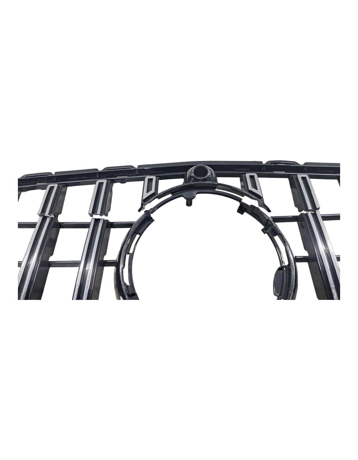 GRADE FRONTAL MERCEDES C180 C200 C300 W206 2022 2025