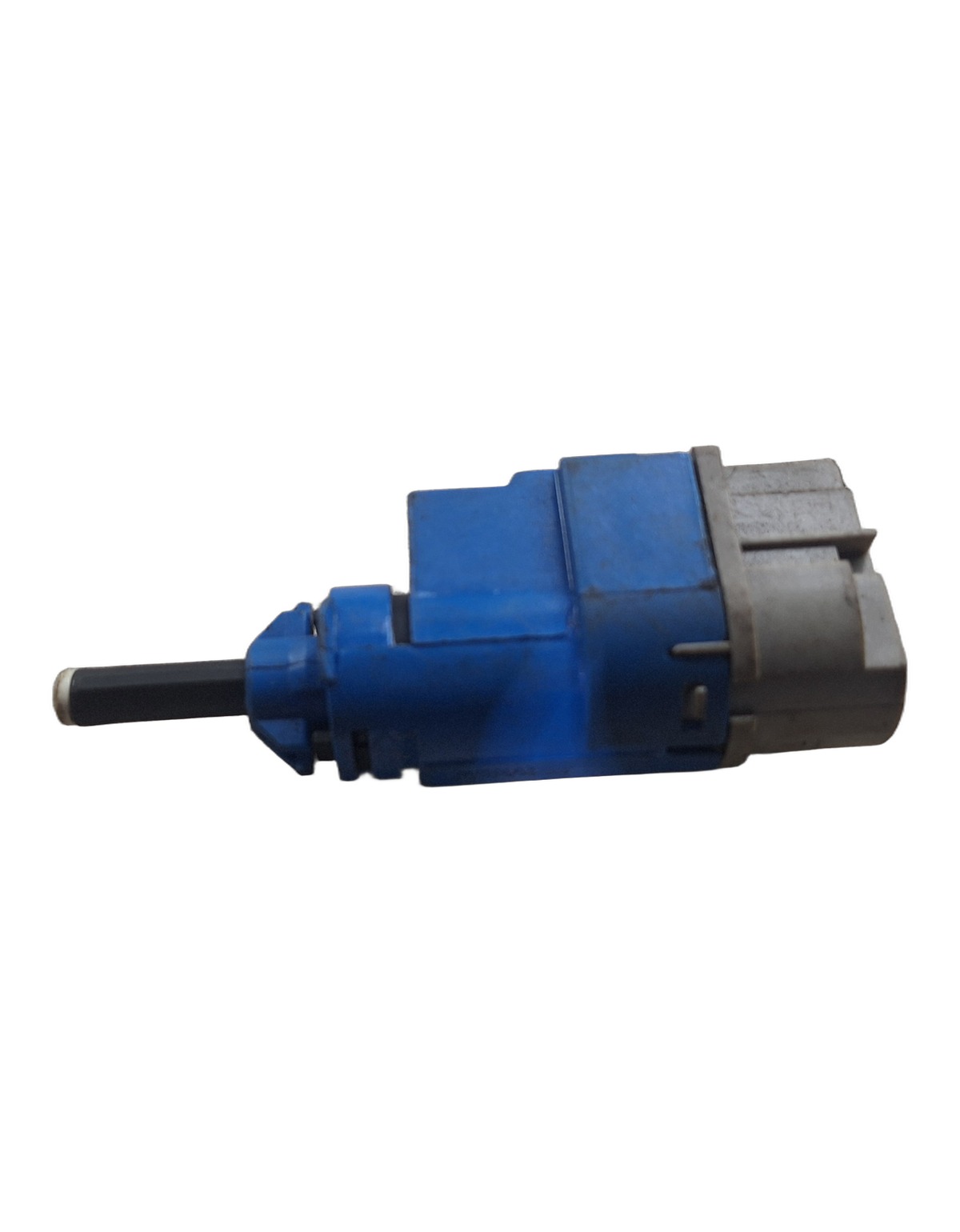 INTERRUPTOR PEDAL EMBREAGEM RENAULT KWID DUSTER SANDERO 2014
