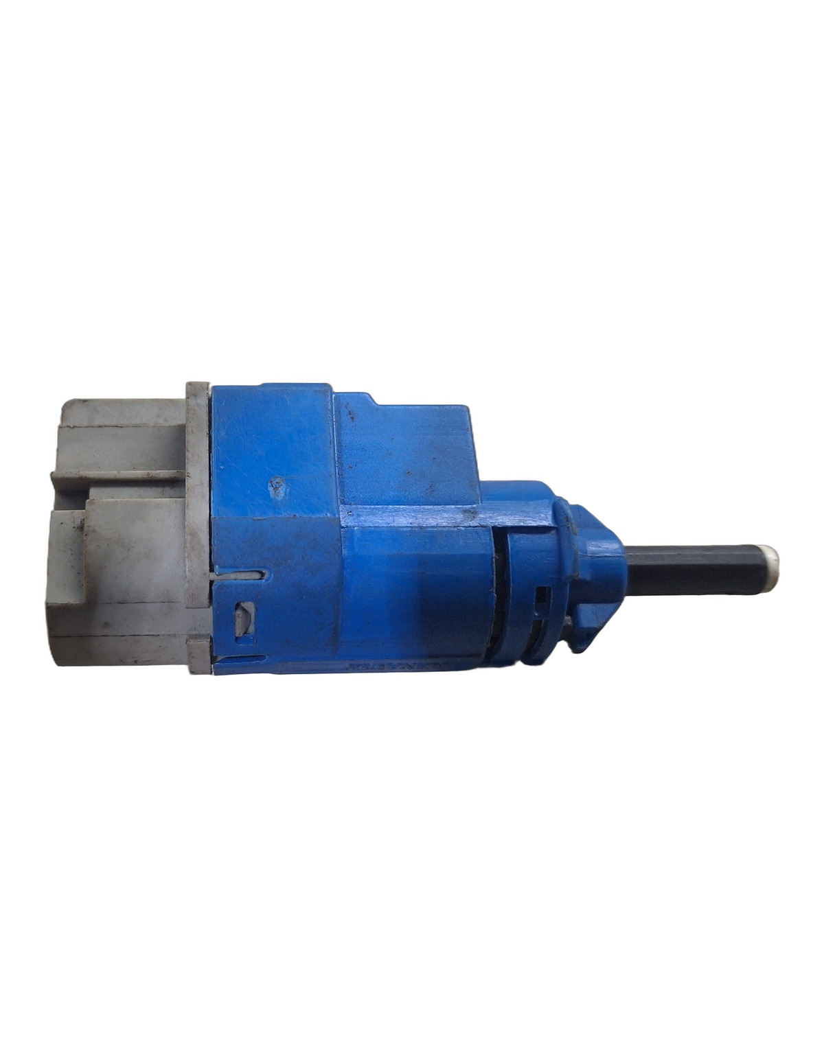 INTERRUPTOR PEDAL EMBREAGEM RENAULT KWID DUSTER SANDERO 2014