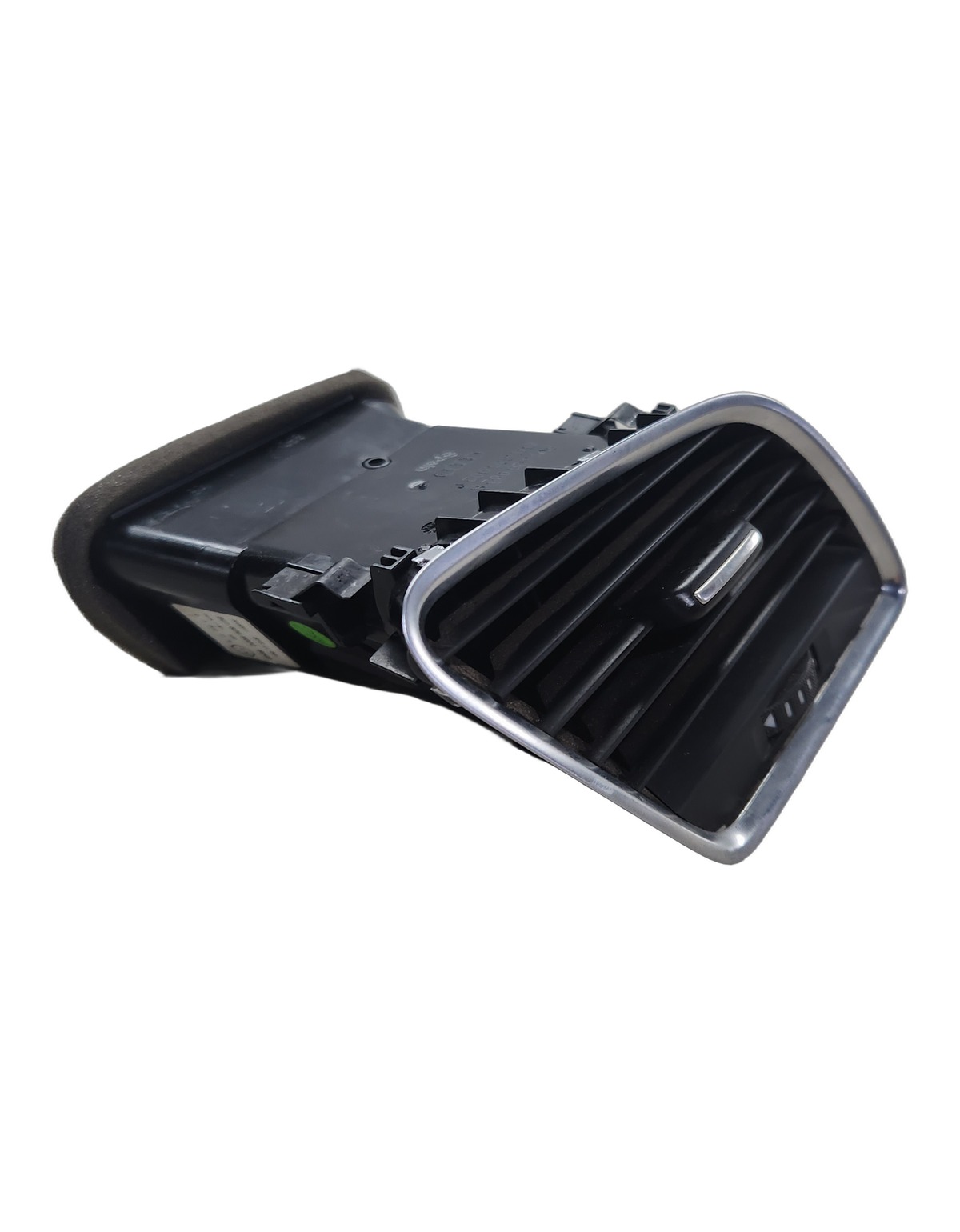 DIFUSOR AR DIREITO PAINEL AUDI Q3 2013 2019
