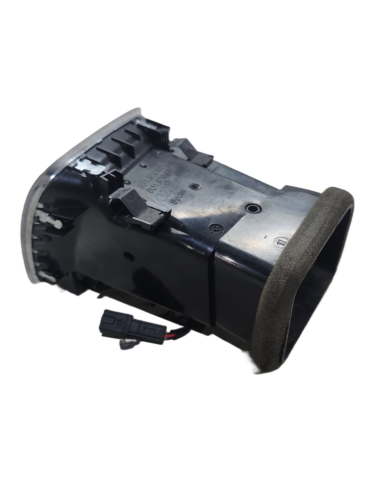 DIFUSOR AR LATERAL ESQUERDO AUDI Q3 2013 2019