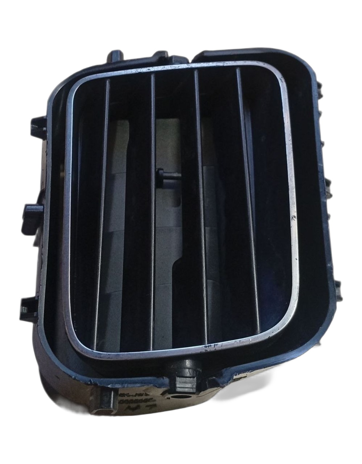 Capa Difusor Ar esquerdo SANDERO 1.0 2013 2021
