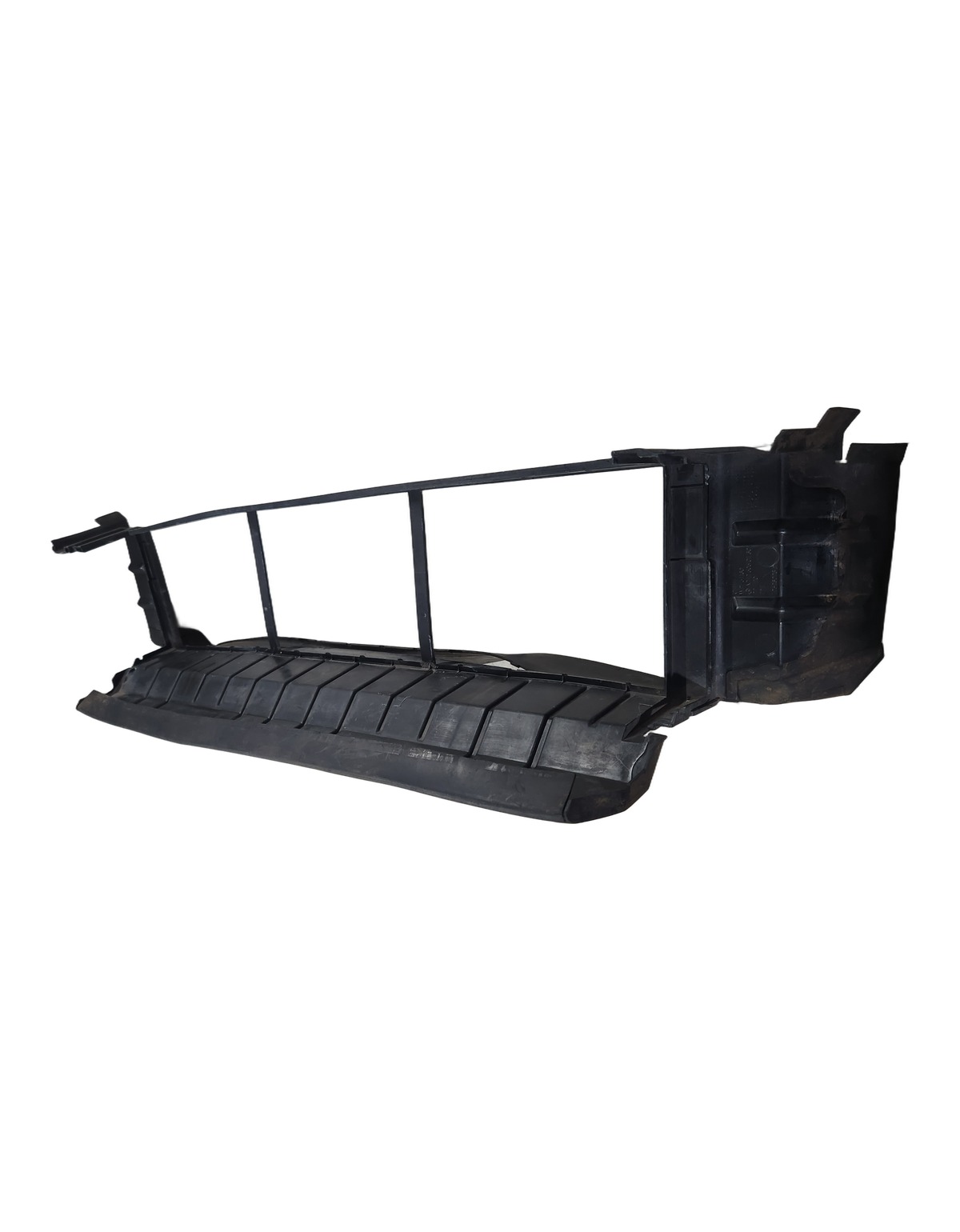 DUTO AR INFERIOR RADIADOR MERCEDES GLA 200 180 2014 2019