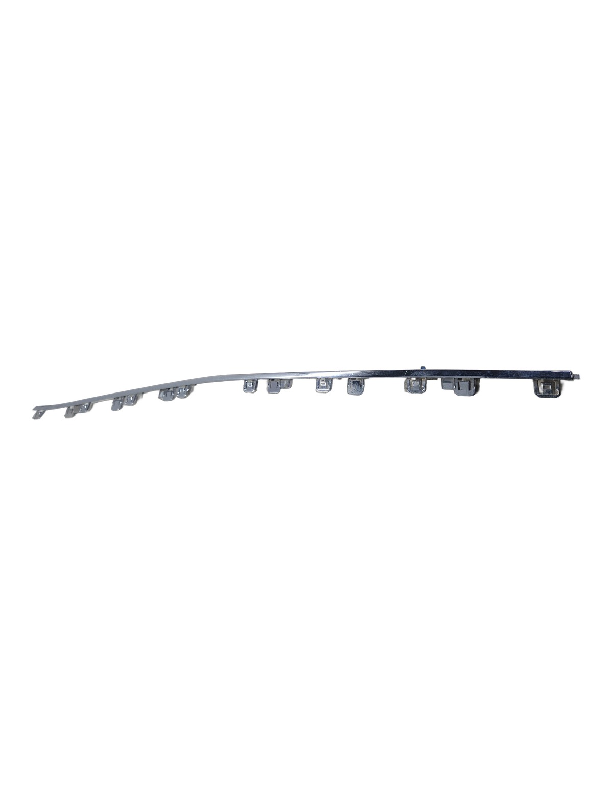 FRISO CENTRAL PARACHOQUE DIAN MERCEDES C200 C300 2021 2026