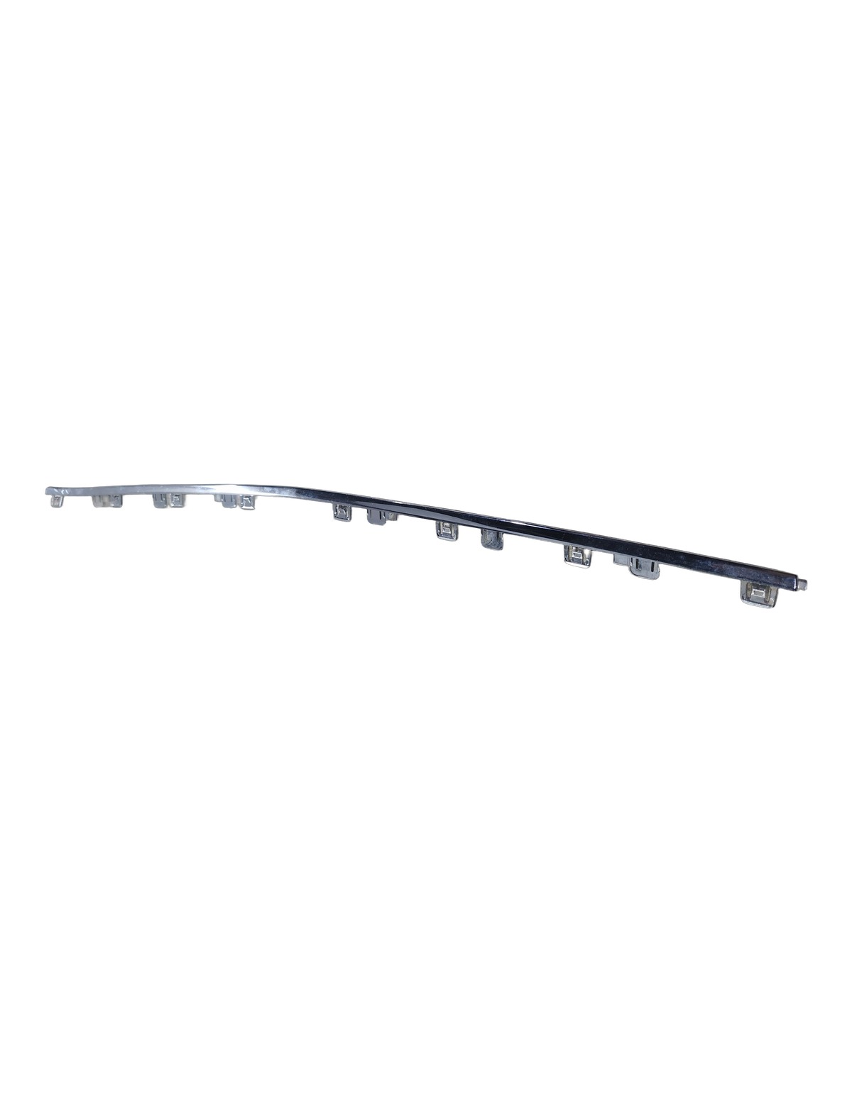 FRISO CENTRAL PARACHOQUE DIAN MERCEDES C200 C300 2021 2026