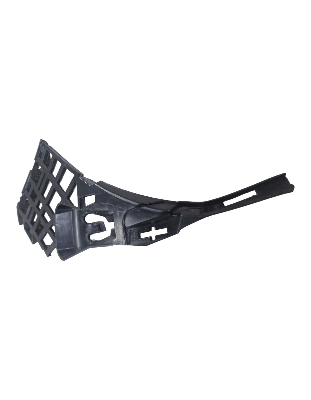 SUPORTE DIREITO PARACHOQUE DIANT MERCEDES CLA W117 2013 2019