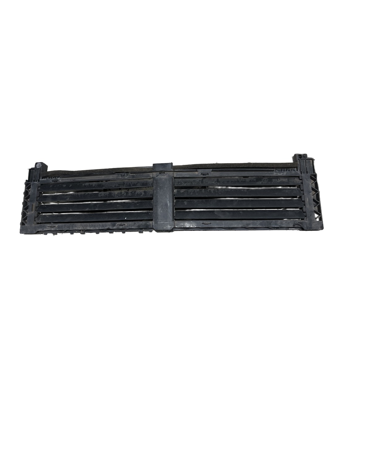 GREDE DEFLETOR AR FRONTAL MERCEDES GLA 200 H247 2020 2026