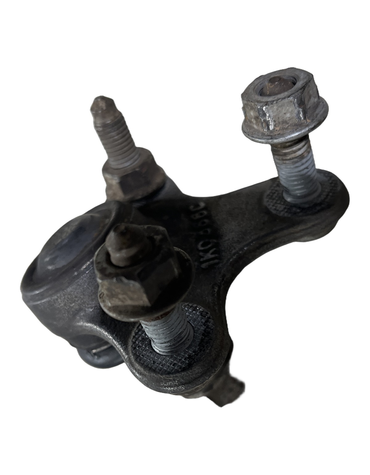 PIVO BANDEJA SUSPENSAO DIANT DIR VW JETTA TIGUAN PASSAT 2008
