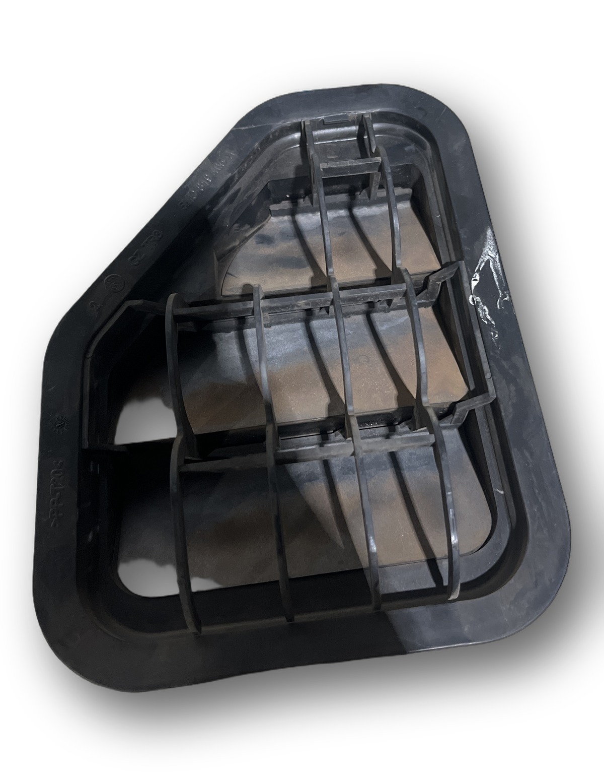 DIFUSOR TRASEIRO ESQ CARROCERIA VW TIGUAN 2009 2017 