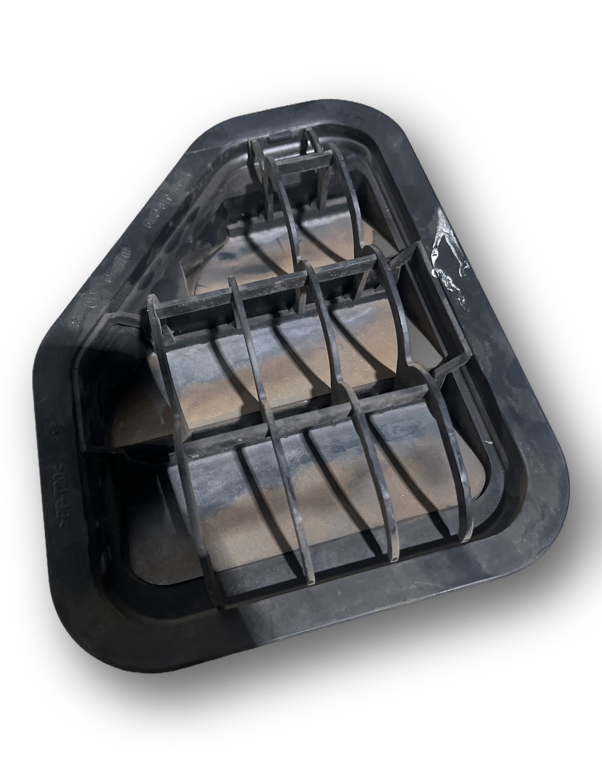 DIFUSOR TRASEIRO ESQ CARROCERIA VW TIGUAN 2009 2017