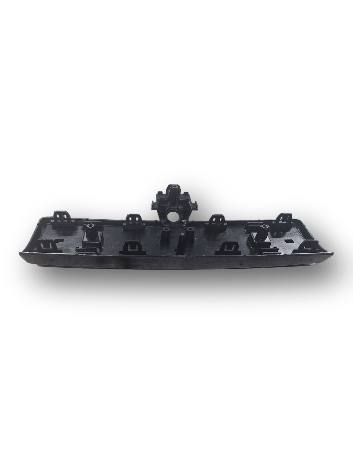 SUPORTE EMBLEMA GRADE DIANTEIRA GWM HAVAL H6 2023 2025