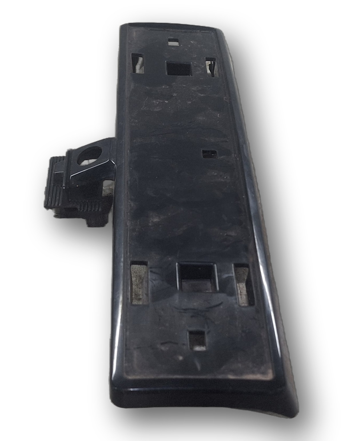 SUPORTE EMBLEMA GRADE DIANTEIRA GWM HAVAL H6 2023 2025