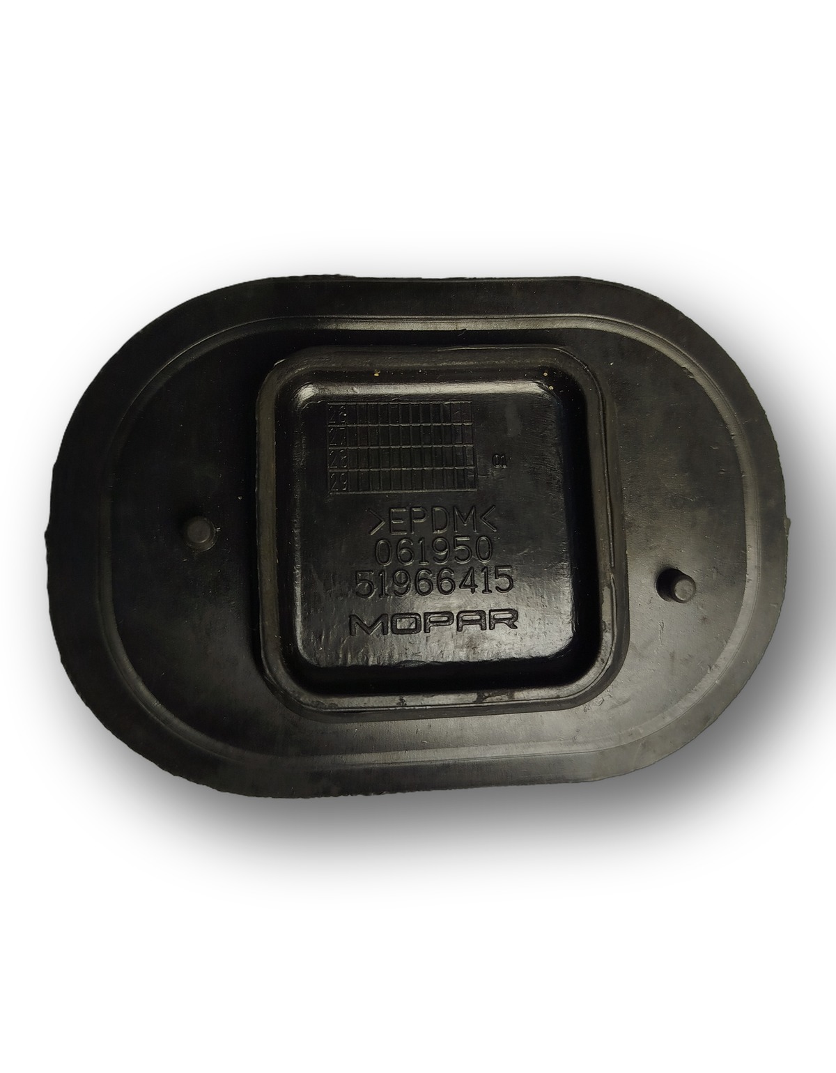 Tampão Borracha Elevador Estepe Fiat Toro 53328368 Original
