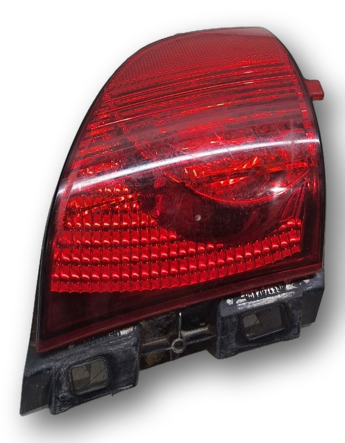 Lanterna Neblina Parachoque Tras Esq Peugeot 2008 2015 2020