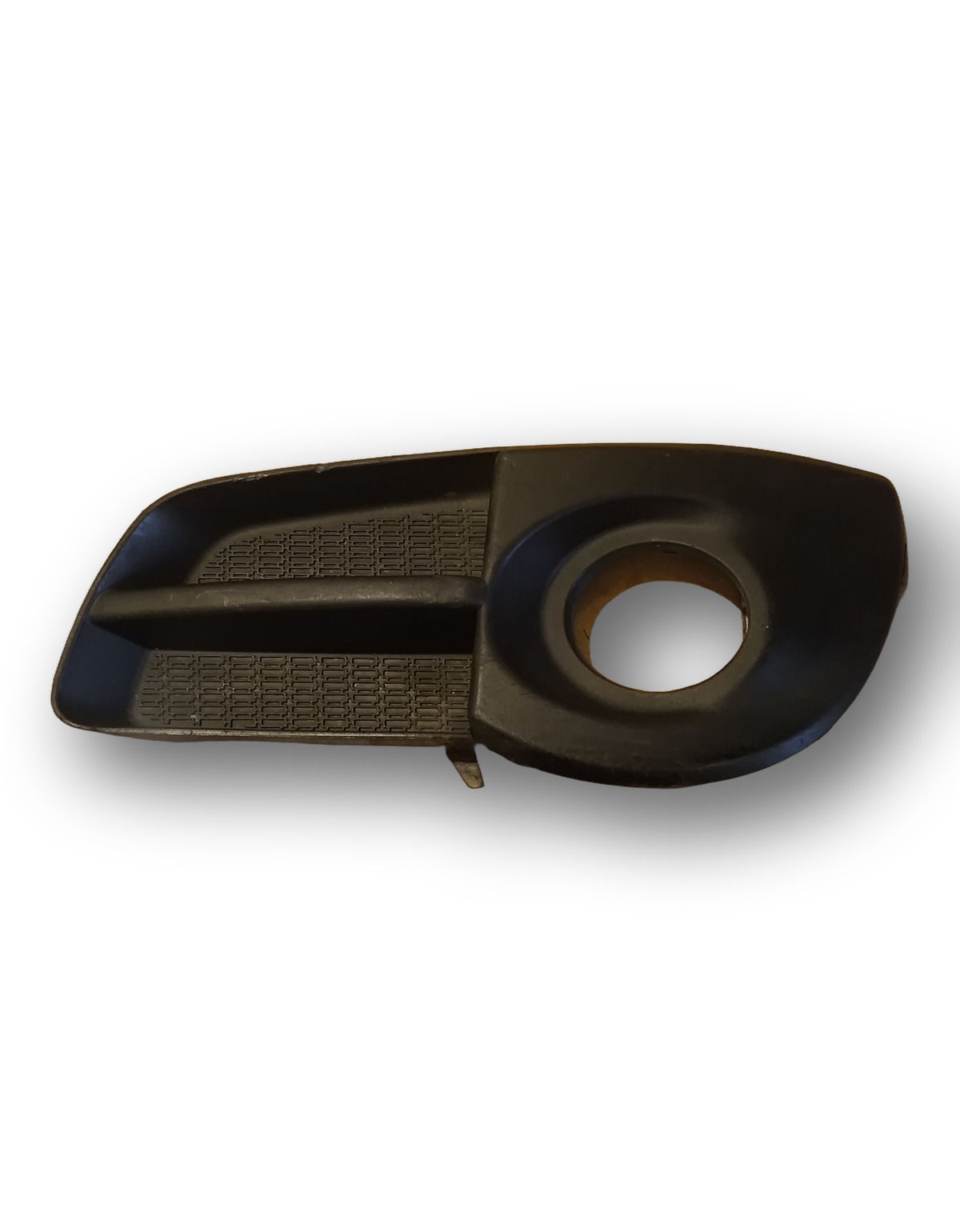 Moldura Farol Milha Esquerdo Chevrolet Montana 2016 2022
