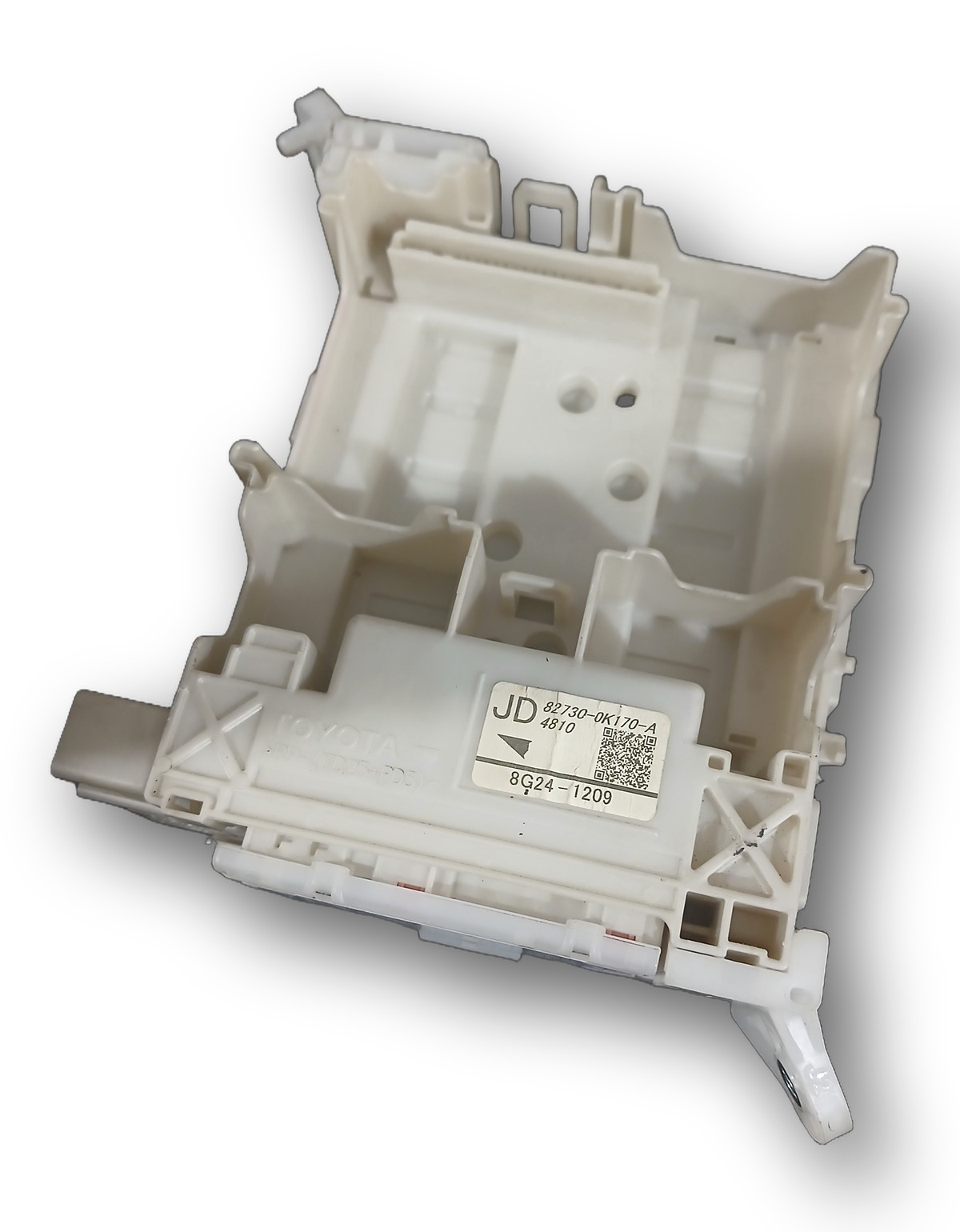 caixa fusivel toyota hilux sw4 2.8 2016 2024